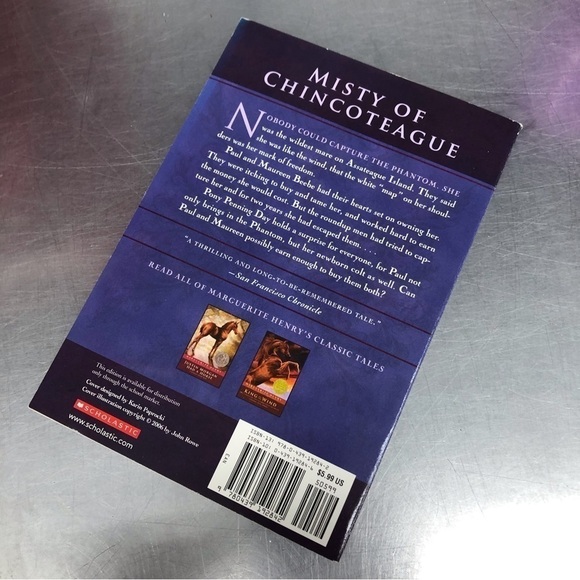 Misty of Chincoteague by: Marguerite Henry, paperback book - Picture 5 of 5